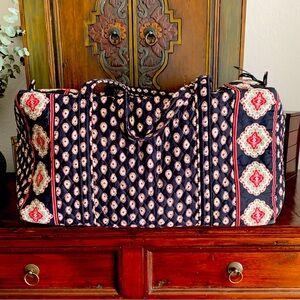Vera Bradley Large Traveler Duffel!